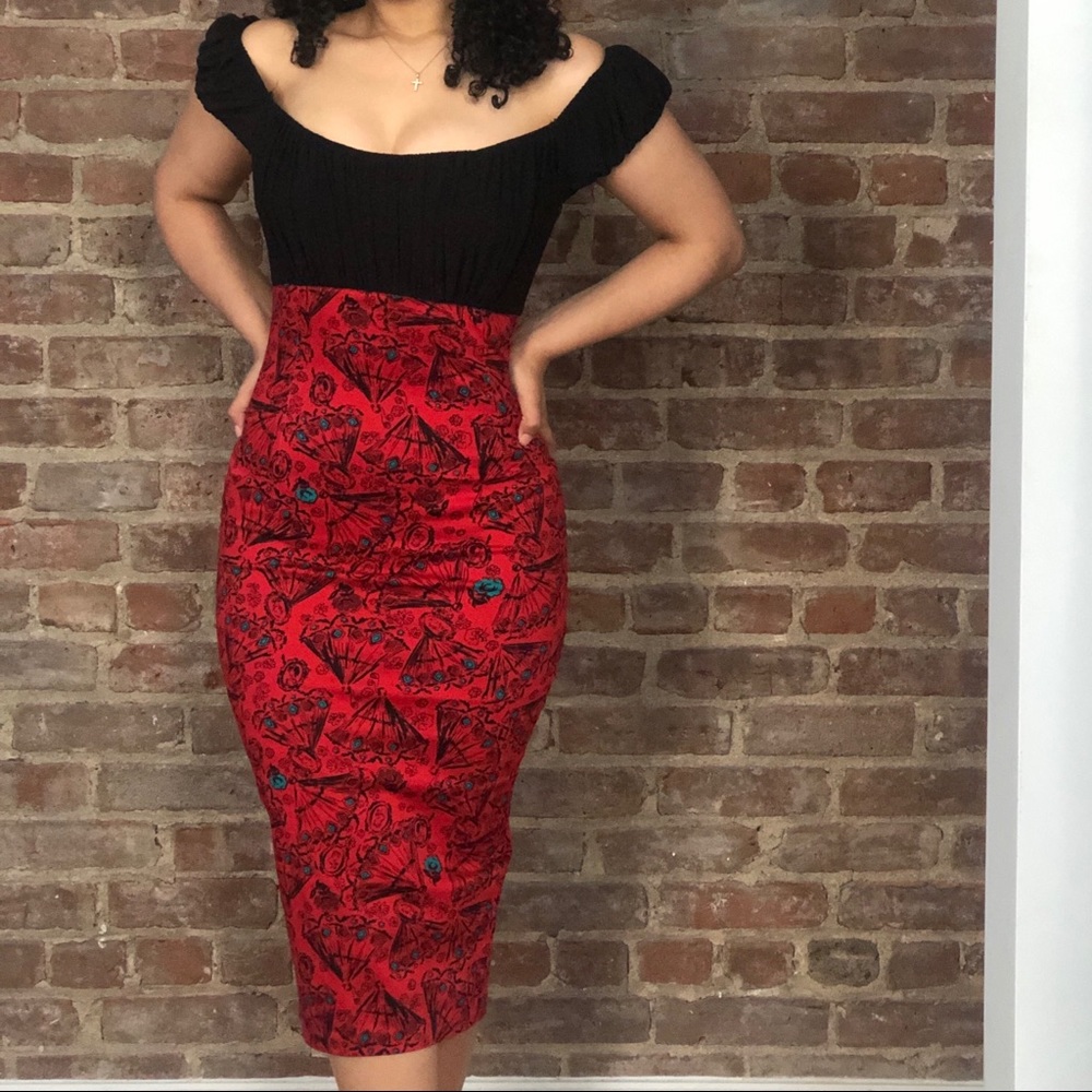Peasant Dress in Red Vintage Fan Print